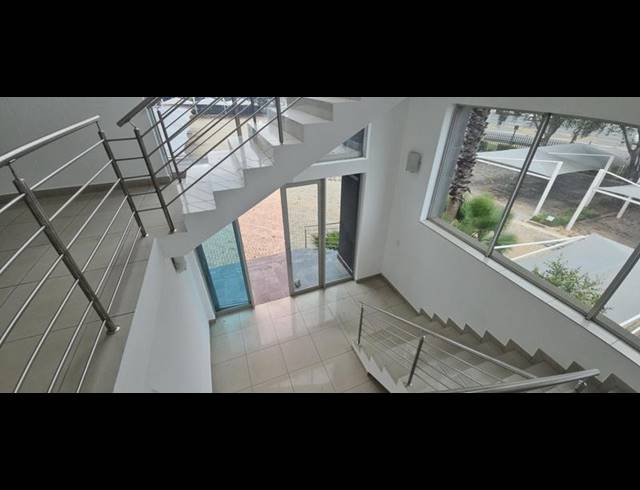 INDUSTRIAL PROPERTY TO RENT IN LONGMEADOW